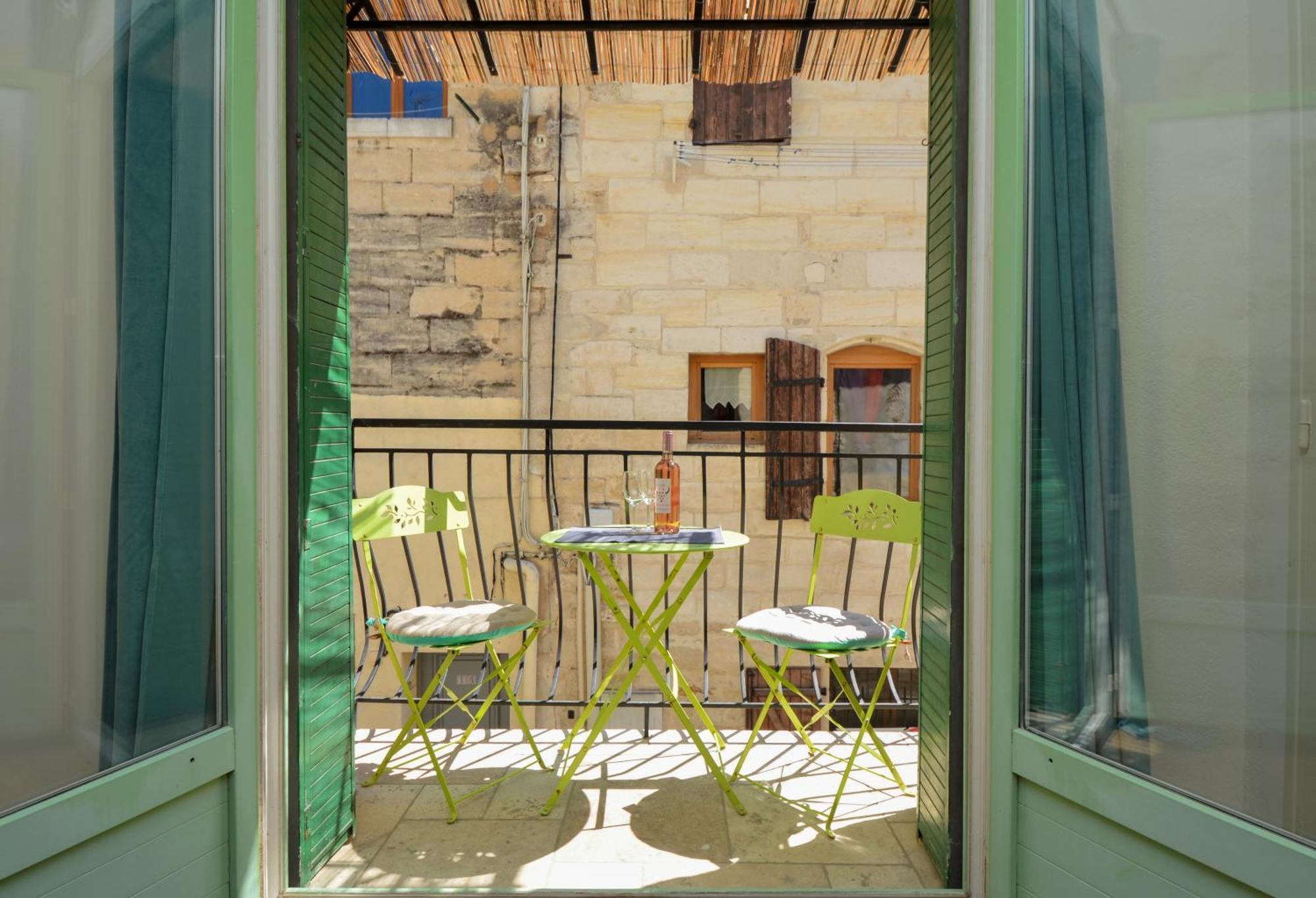 Maison Le Petit Balcon Beaucaire Beaucaire  Exterior photo